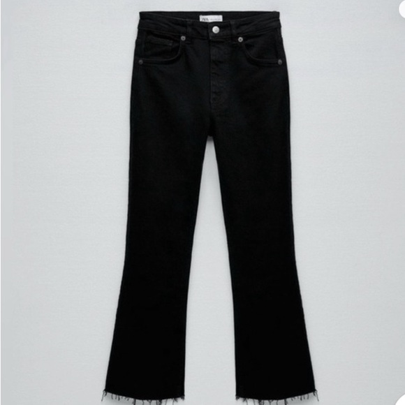 NWT new Zara High Rise Crop Flare Black Jeans Raw hem cropped Size 12 - Picture 6 of 15